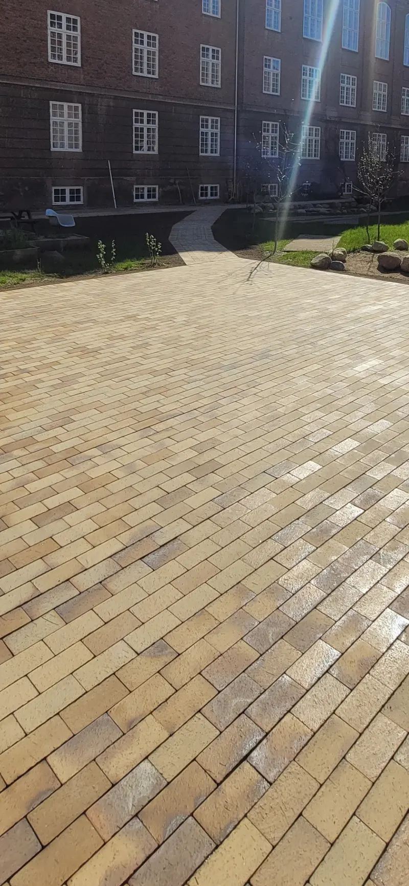 Flisebelægning med mønster til terrasse