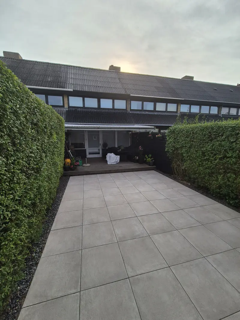 Professionel terrassebelægning med betonfliser